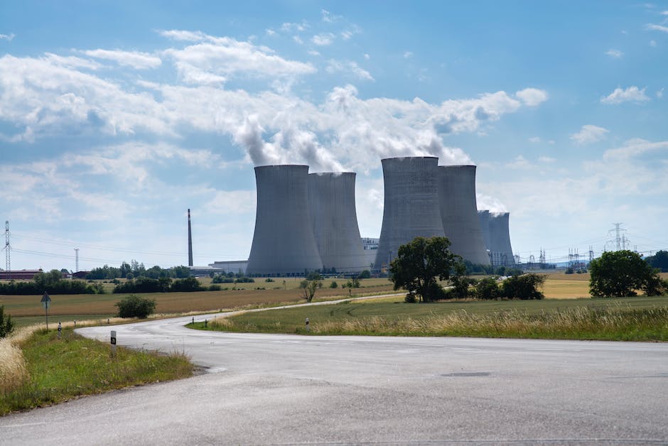 Stadt in der Nähe des Kernkraftwerkes